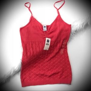 Gap tank top spaghetti straps Size Small NWT